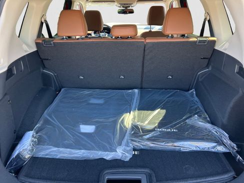 New 2026 Nissan Rogue Platinum AWD/4WD image 5
