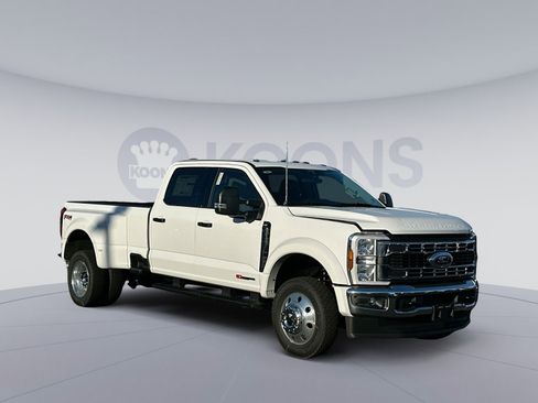 New 2026 Ford F450 XLT w/ 360-Degree Camera Package image 10