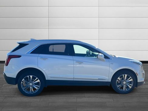 Certified 2025 Cadillac XT5 Premium Luxury image 6