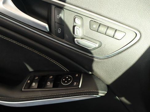 Used 2018 Mercedes-Benz CLA 250 image 28