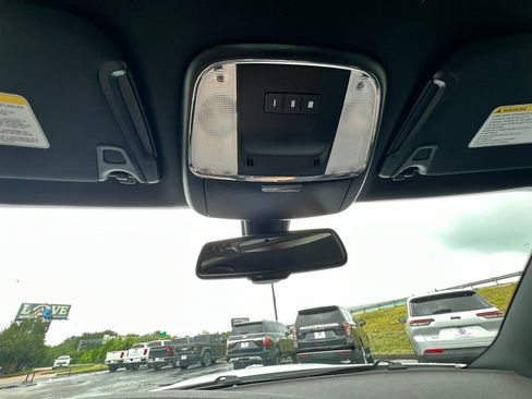 Used 2023 Dodge Charger GT RWD image 41