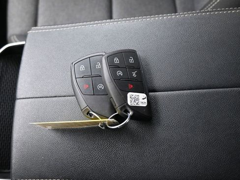 Used 2025 GMC Terrain Elevation image 18