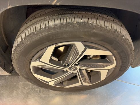 Used 2023 Hyundai Tucson SEL w/ Convenience Package image 5