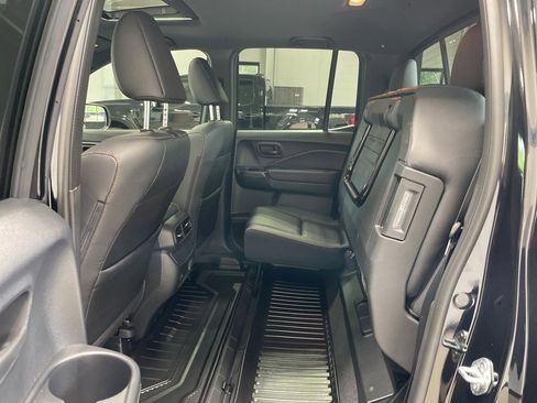 Used 2025 Honda Ridgeline TrailSport image 16