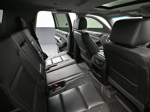 Used 2019 Chevrolet Tahoe LT w/ RST Edition AWD/4WD image 56