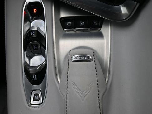 Used 2022 Chevrolet Corvette Stingray w/ Z51 Performance Package image 17