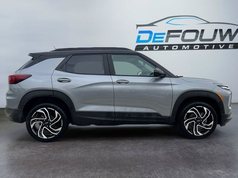 Used 2024 Chevrolet TrailBlazer RS w/ Driver Confidence Package AWD/4WD image 2