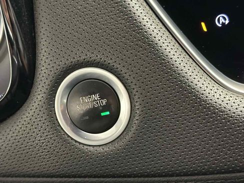 Used 2020 Cadillac XT5 Premium Luxury image 35