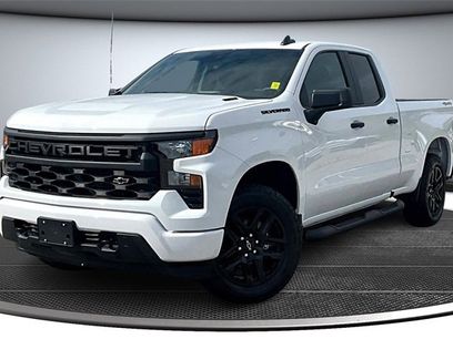 New 2026 Chevrolet Silverado 1500 Custom w/ LPO, Dark Essentials Package