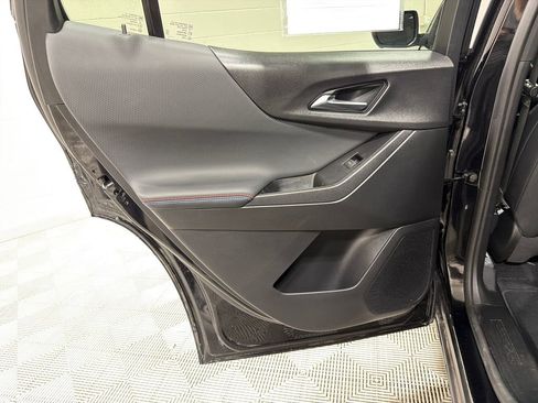 Used 2025 Chevrolet Equinox RS w/ Safety and Technology Package AWD/4WD image 23