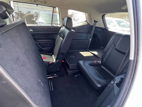 Used 2018 Volkswagen Atlas SE image 22
