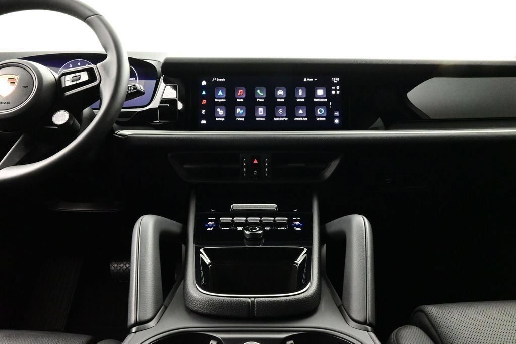 Certified 2025 Porsche Cayenne AWD/4WD image 10