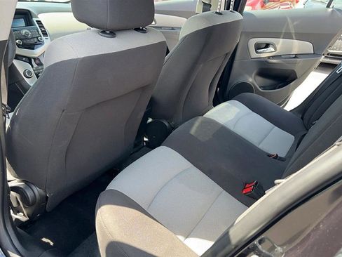 Used 2016 Chevrolet Cruze LS image 24
