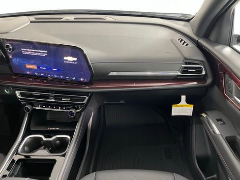 New 2026 Chevrolet Traverse Z71 w/ Driver Confidence Package AWD/4WD image 16