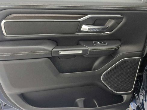 Used 2022 RAM 1500 Laramie AWD/4WD image 19