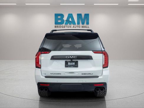 Used 2022 GMC Yukon Denali image 6