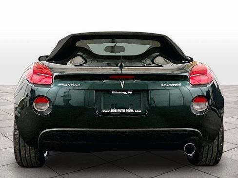 Used 2007 Pontiac Solstice Convertible w/ Premium Package RWD image 4