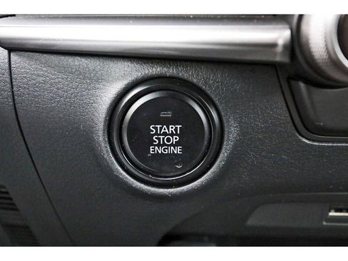 Used 2021 MAZDA MAZDA3 s image 26