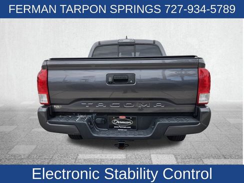 Used 2017 Toyota Tacoma SR image 7