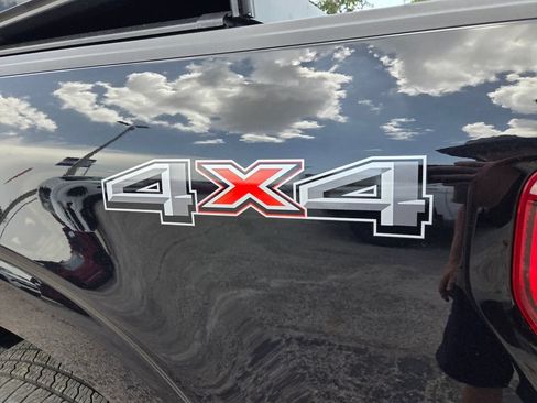 Used 2022 Ford F150 Lariat AWD/4WD image 12