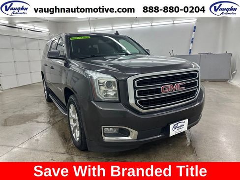 Used 2017 GMC Yukon XL SLE w/ SLE Value Package RWD image 1