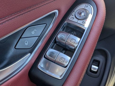 Used 2023 Mercedes-Benz C 300 4MATIC Cabriolet image 13