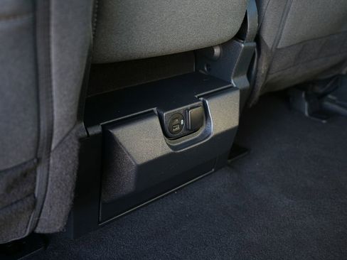 Used 2023 Ford F150 XLT image 24