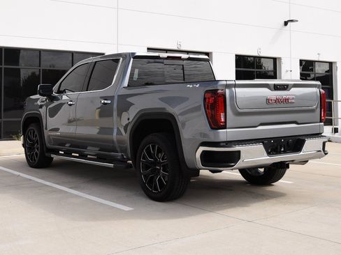 Used 2025 GMC Sierra 1500 SLT w/ SLT Premium Plus Package AWD/4WD image 6