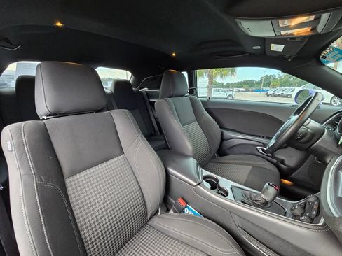 Used 2019 Dodge Challenger SXT RWD image 49