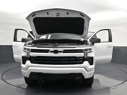 Used 2023 Chevrolet Silverado 1500 RST AWD/4WD image 39