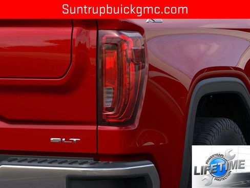 New 2026 GMC Sierra 1500 SLT w/ SLT Premium Package image 18