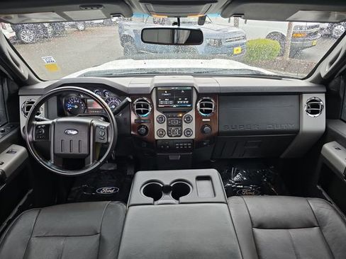 Used 2015 Ford F250 Lariat w/ Camper Package image 22