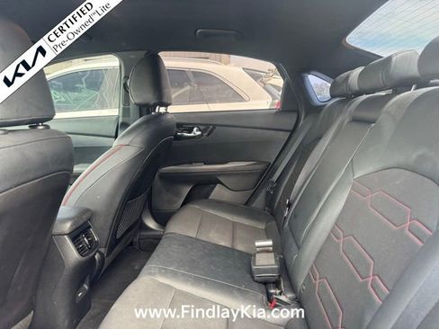 Used 2022 Kia Forte GT w/ GT Technology Package FWD image 9