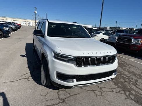 Used 2024 Jeep Wagoneer Series II image 25