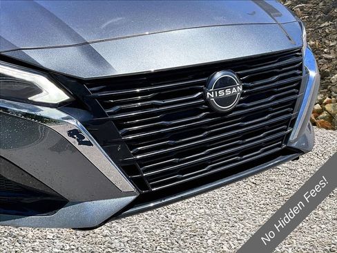 Used 2023 Nissan Altima 2.5 S FWD image 25