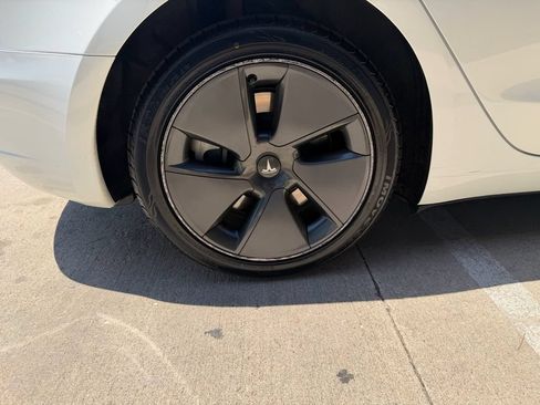 Used 2023 Tesla Model 3 Standard Range RWD image 46