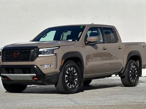 Used 2024 Nissan Frontier Pro-X w/ Technology Package image 8