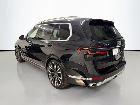 Used 2024 BMW X7 xDrive40i AWD/4WD image 3