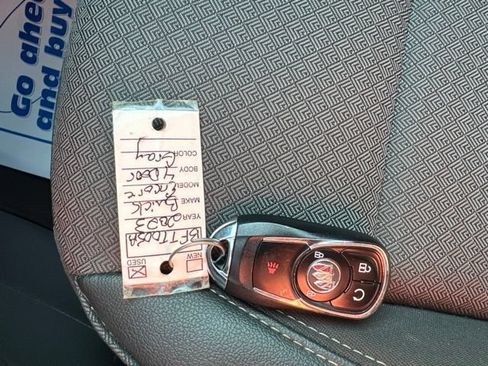 Used 2023 Buick Encore GX Select FWD image 30