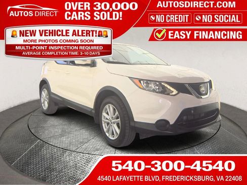 Used 2019 Nissan Rogue Sport SV image 1