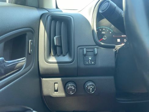 Used 2022 Chevrolet Colorado ZR2 AWD/4WD image 12