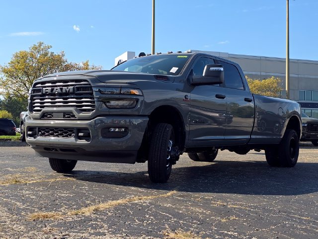 New 2027 RAM 3500 Big Horn AWD/4WD image 12