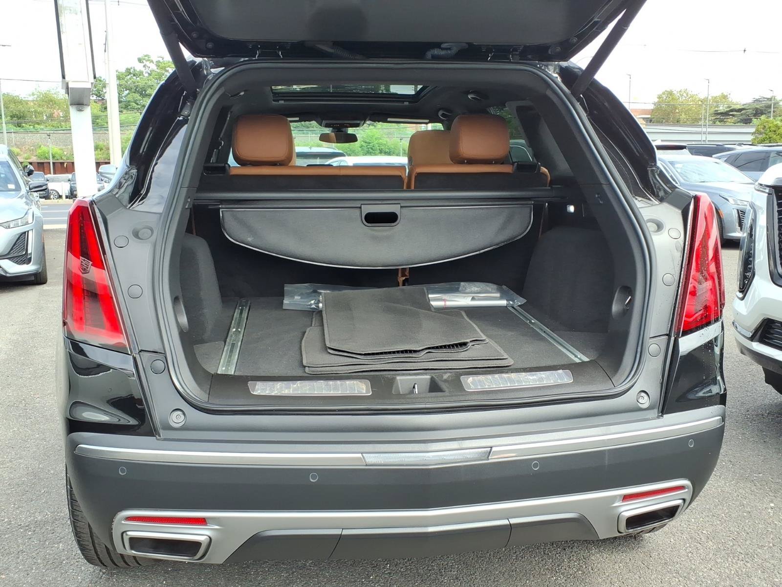 Certified 2024 Cadillac XT5 Premium Luxury AWD/4WD image 14