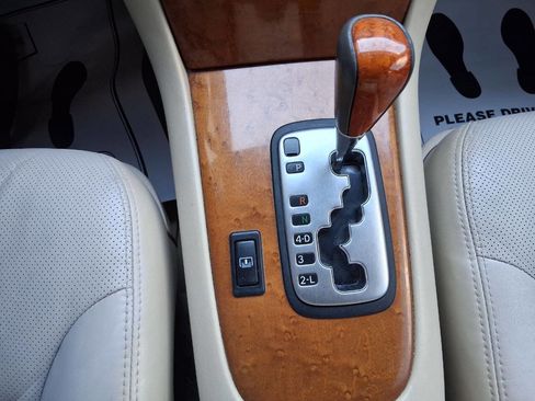 Used 2005 Lexus ES 330 FWD image 20