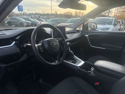 Used 2023 Toyota RAV4 LE image 14