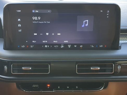 Used 2025 Lincoln Aviator Black Label w/ Jet Appearance Package image 18