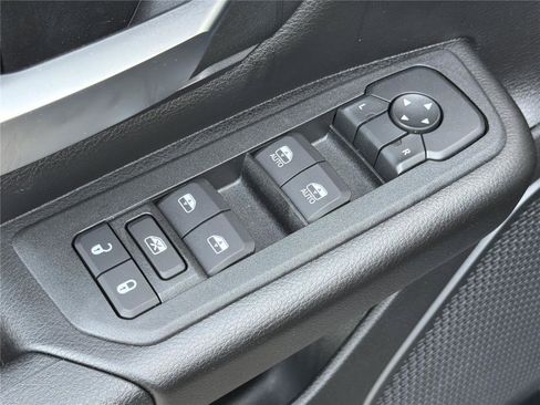 New 2026 RAM 1500 Express image 33