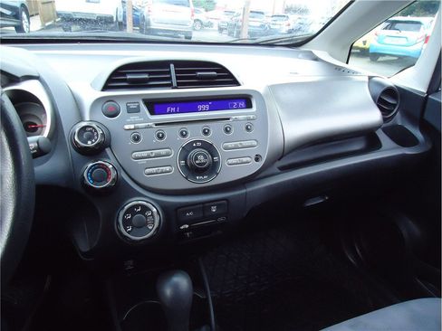 Used 2013 Honda Fit image 22