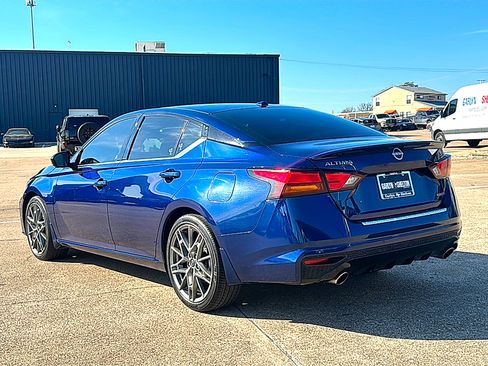 Used 2023 Nissan Altima 2.0 SR image 6