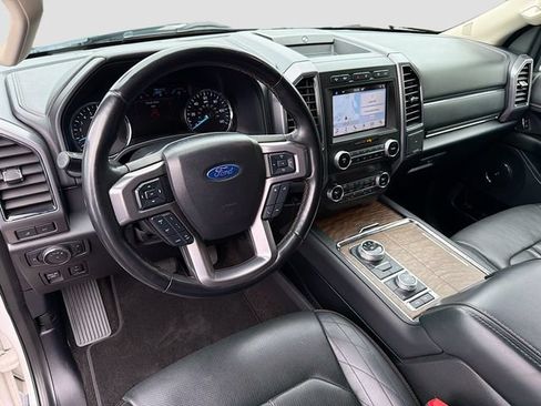 Used 2019 Ford Expedition Platinum AWD/4WD image 9